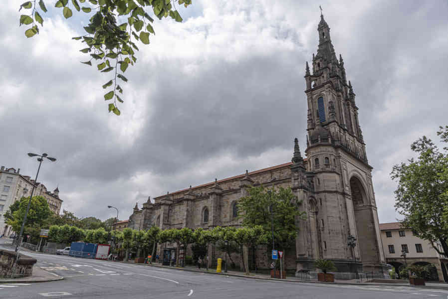 Vizcaya - Bilbao - basílica de Nuestra Señora de Begoña 1.jpg